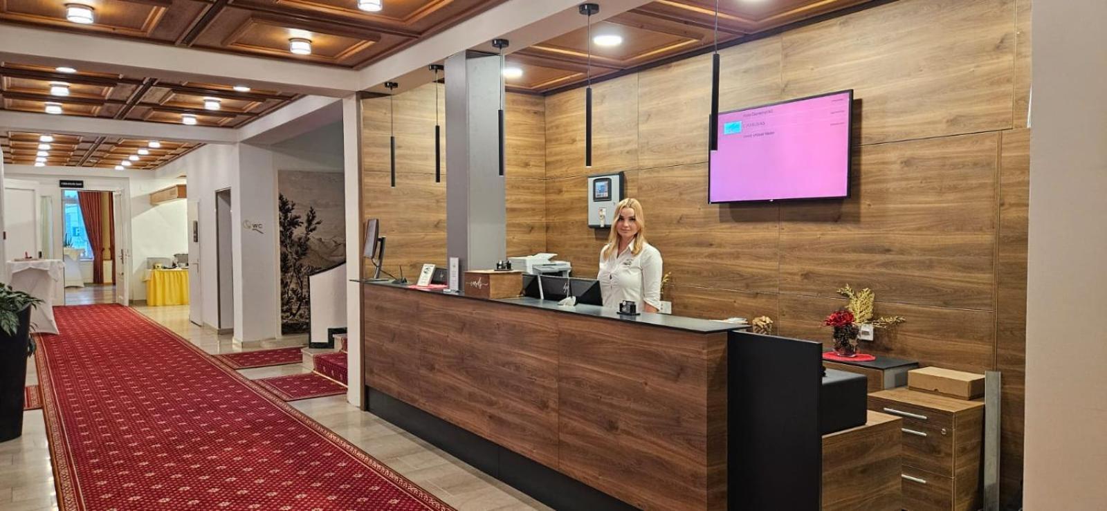 Hotel Post Glarnerhof Glarus Εξωτερικό φωτογραφία